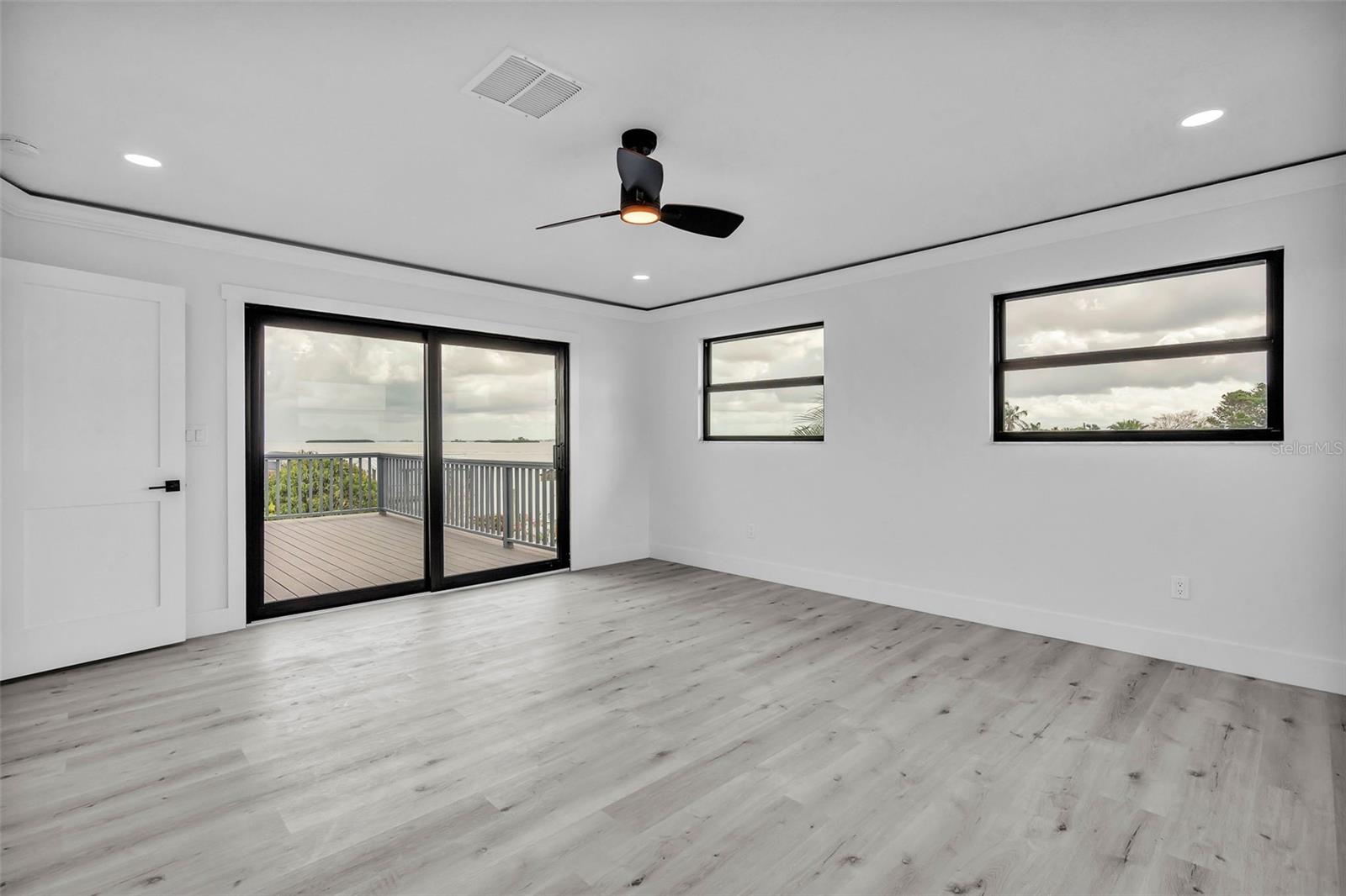 ISLAND ESTATES OF CLEARWATER - Residential