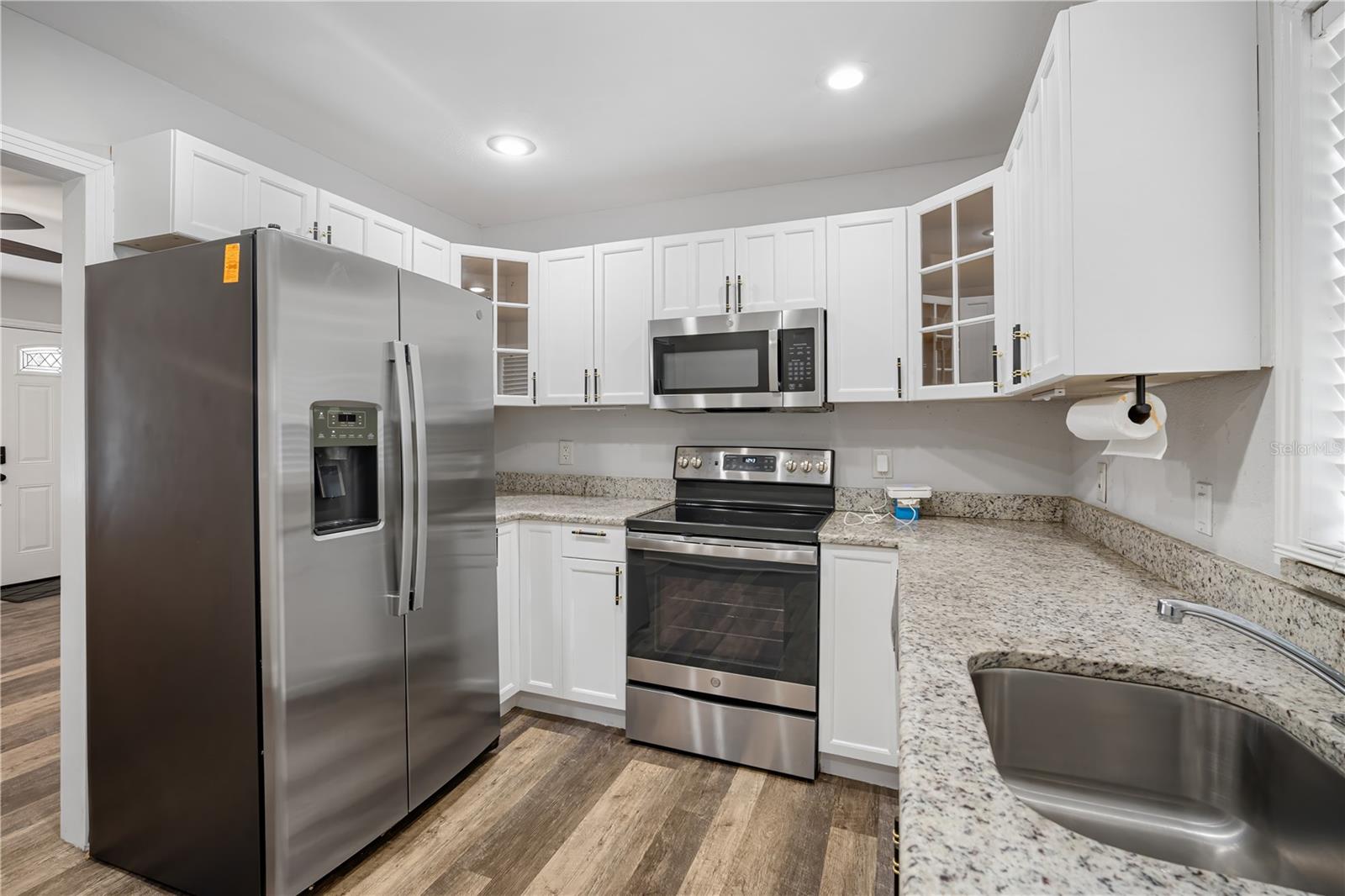 RIVIERA SUB - Residential Lease