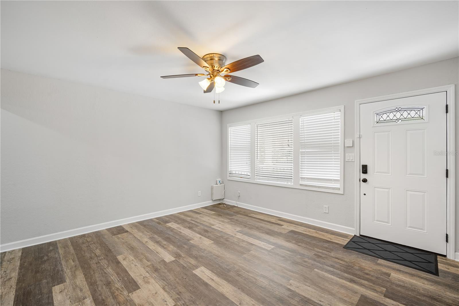 RIVIERA SUB - Residential Lease