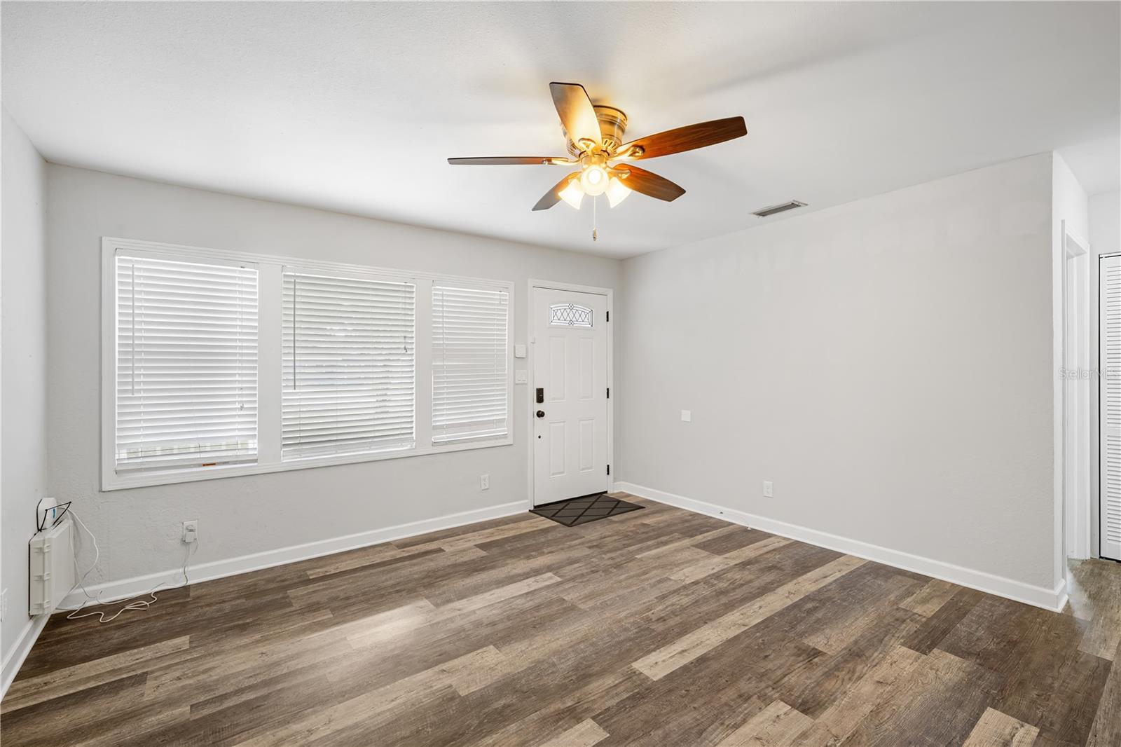 RIVIERA SUB - Residential Lease