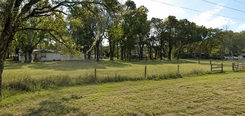 Photo of 25256 Richbarn Road, Brooksville, FL 34601 (MLS # W7888162)
