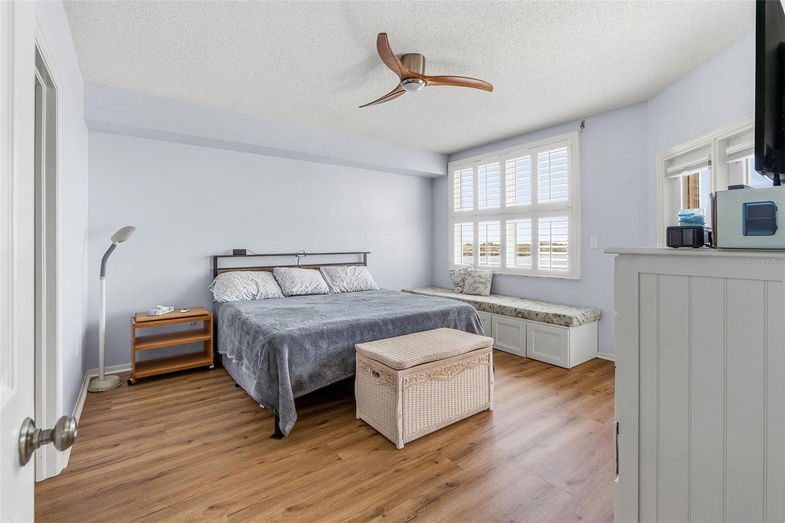 SHORES OF LONG BAYOU CONDO - Residential