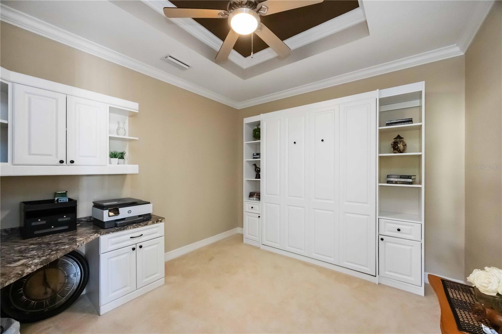 BELLA LAGUNA - Residential