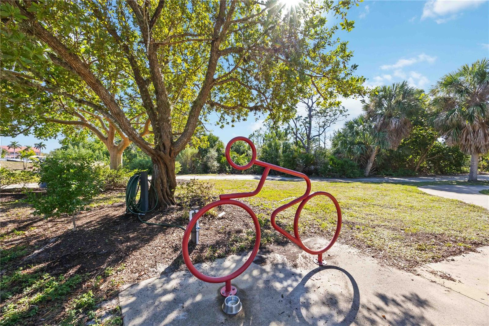 BELLA LAGUNA - Residential