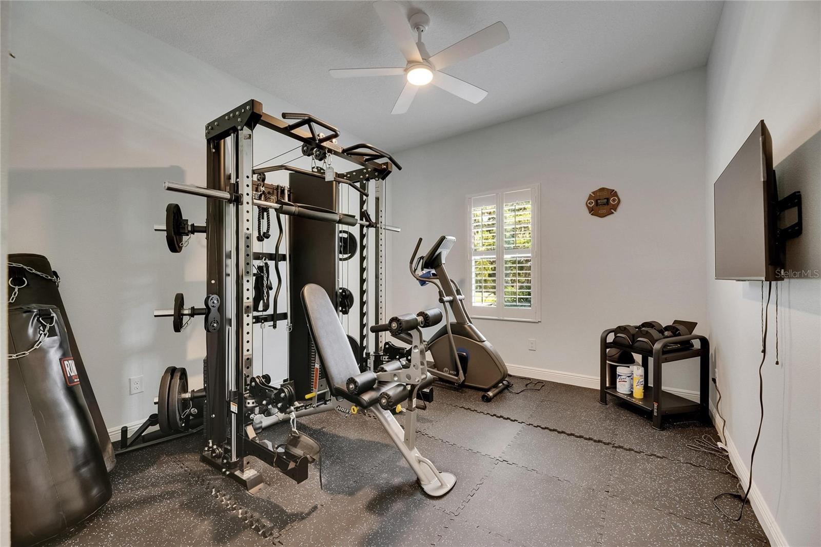 HINTON HAWKSTONE - Residential