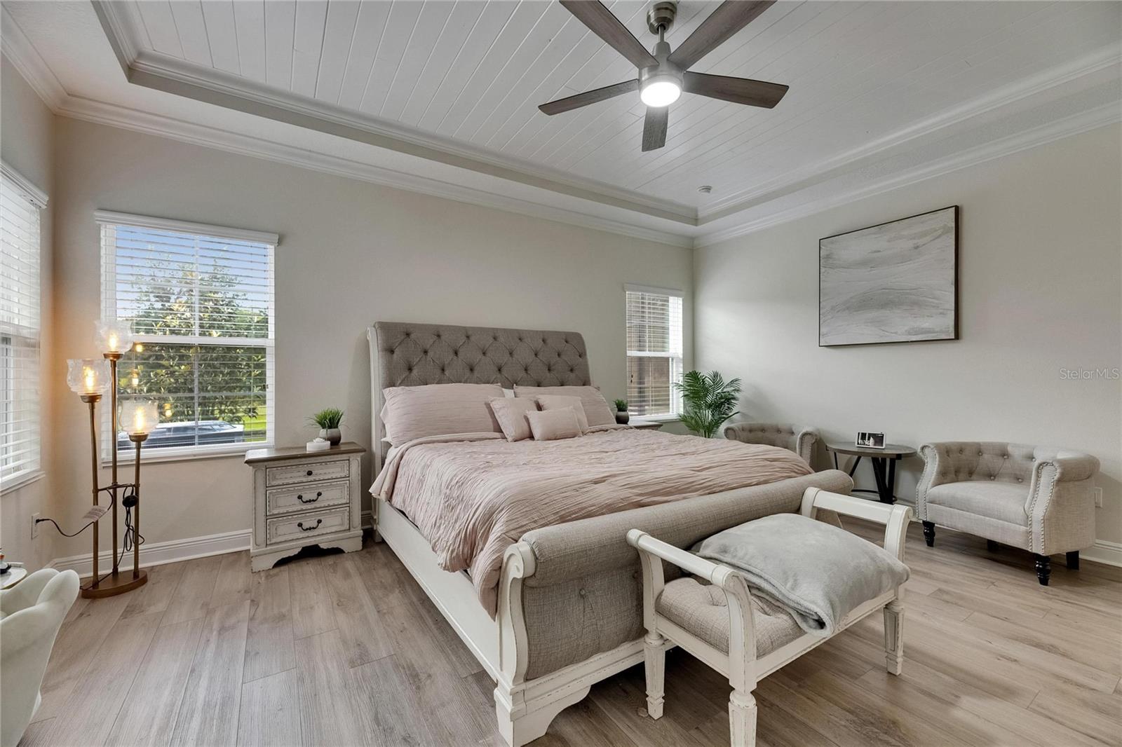 HINTON HAWKSTONE - Residential