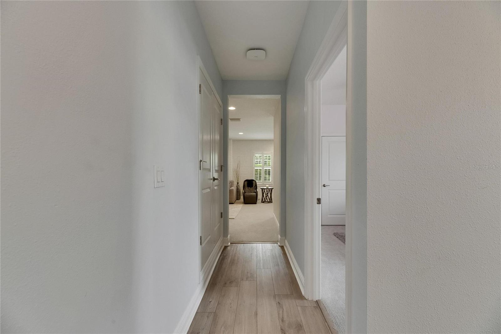 HINTON HAWKSTONE - Residential
