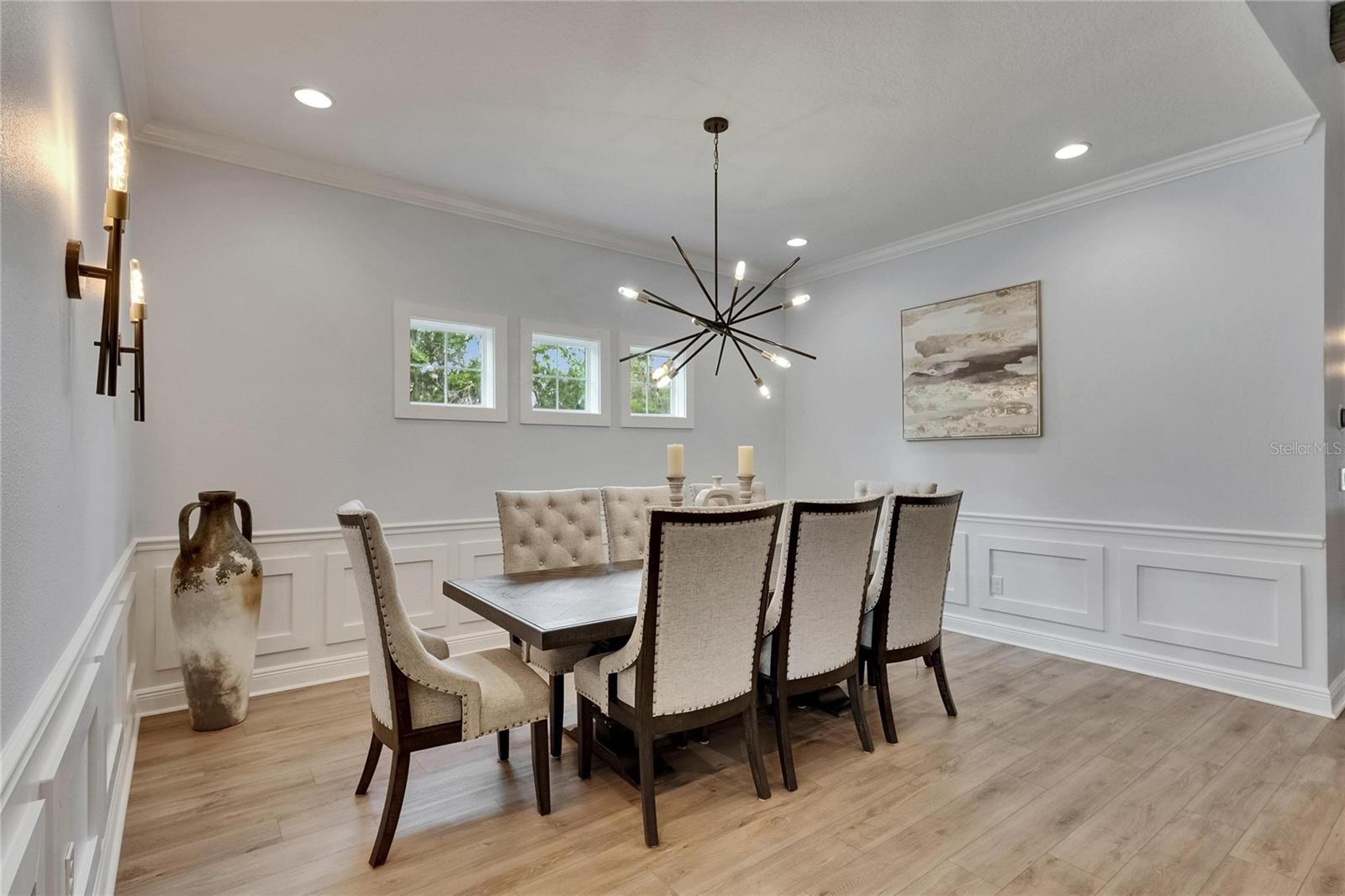 HINTON HAWKSTONE - Residential