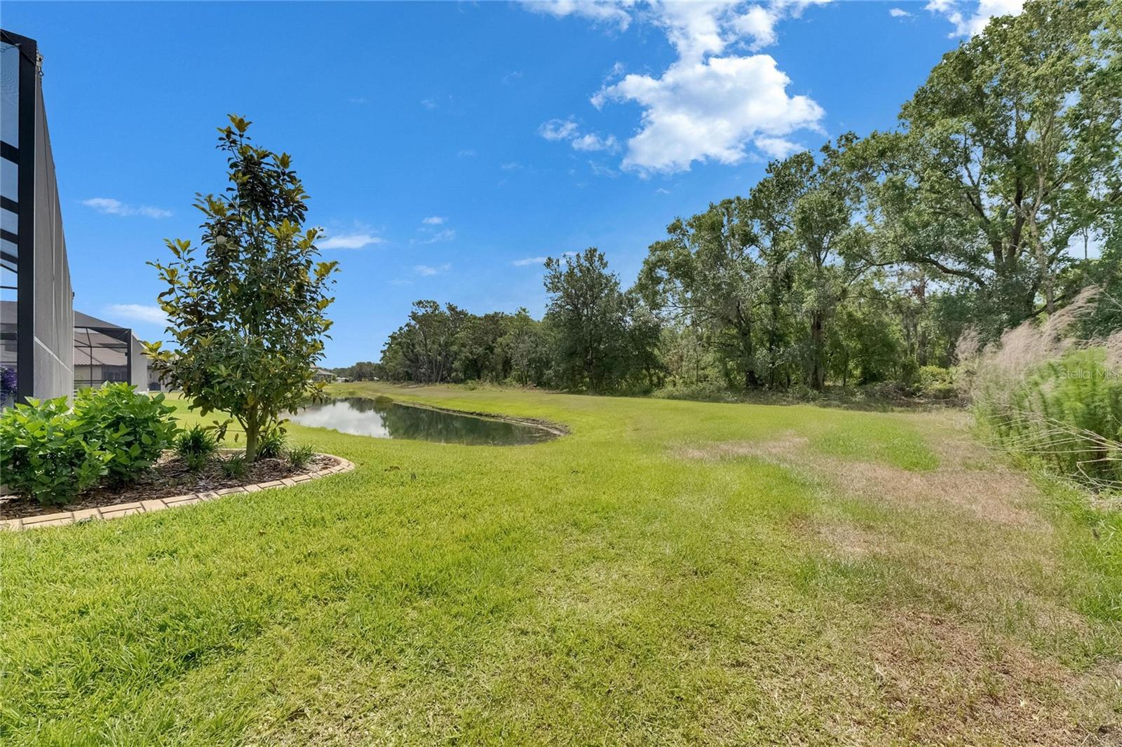HINTON HAWKSTONE - Residential