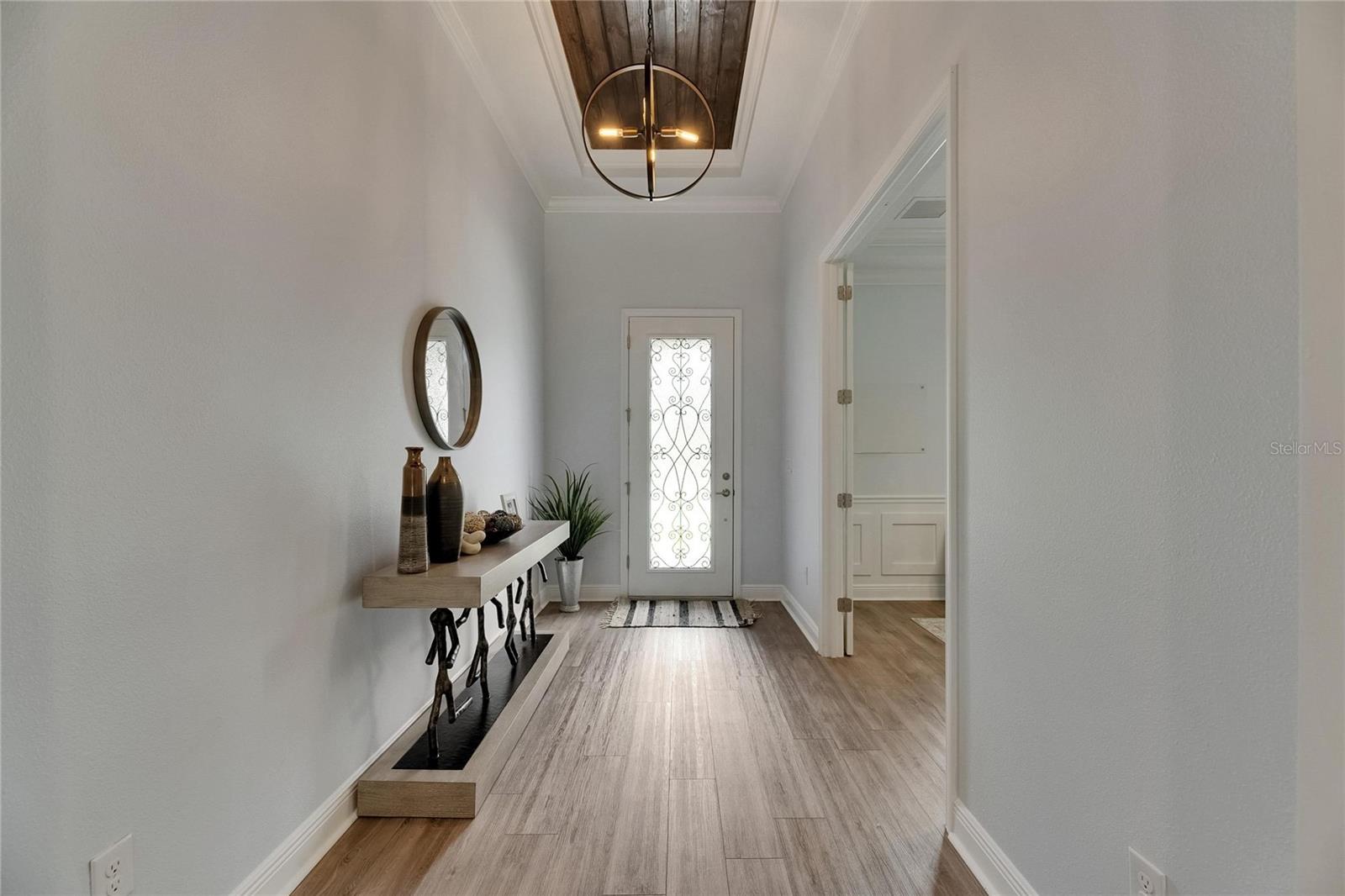 HINTON HAWKSTONE - Residential