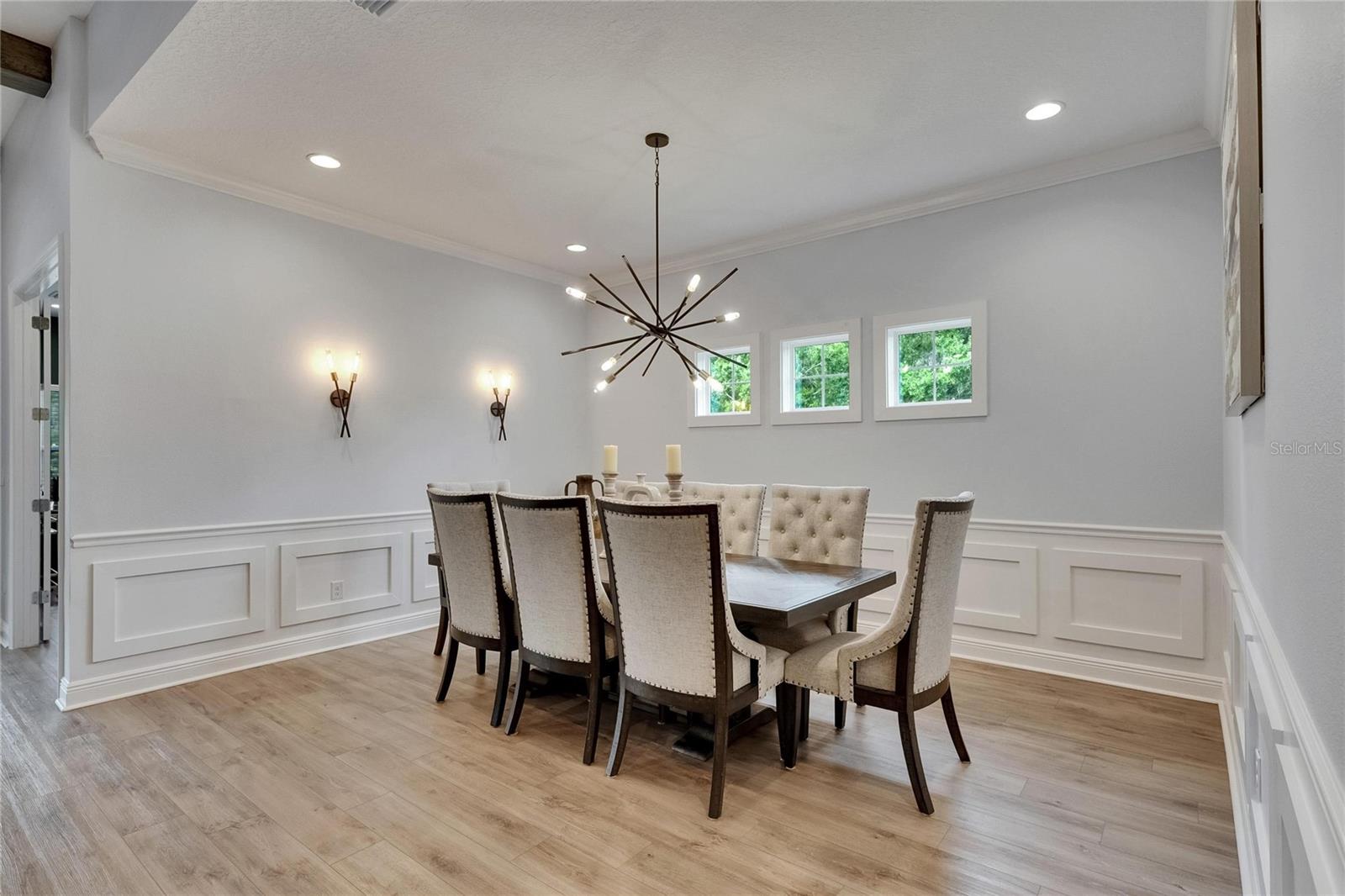 HINTON HAWKSTONE - Residential