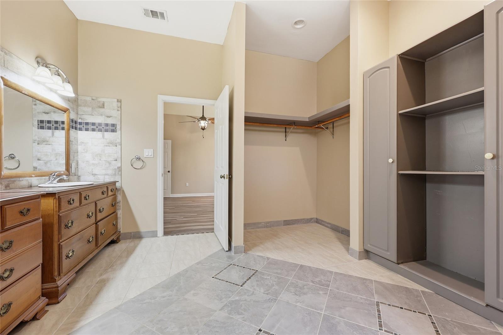 BELLAMY ROAD ESTATES - Residential