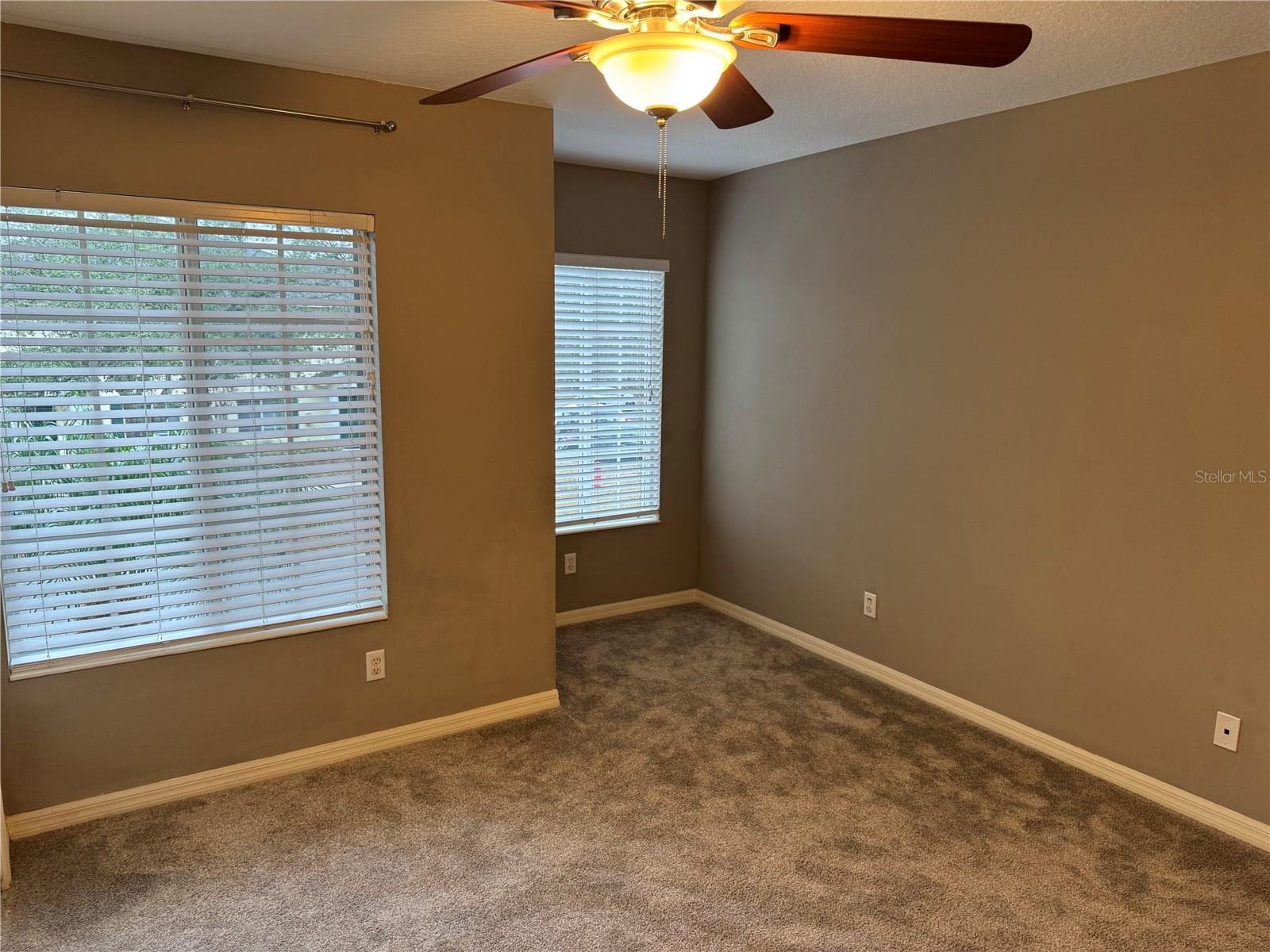 THE TWNHMS AT LIGHTHOUSE COVE II - Residential Lease