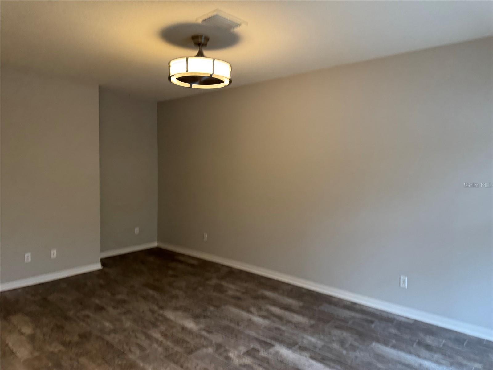 280 CAPE HARBOUR LOOP 106