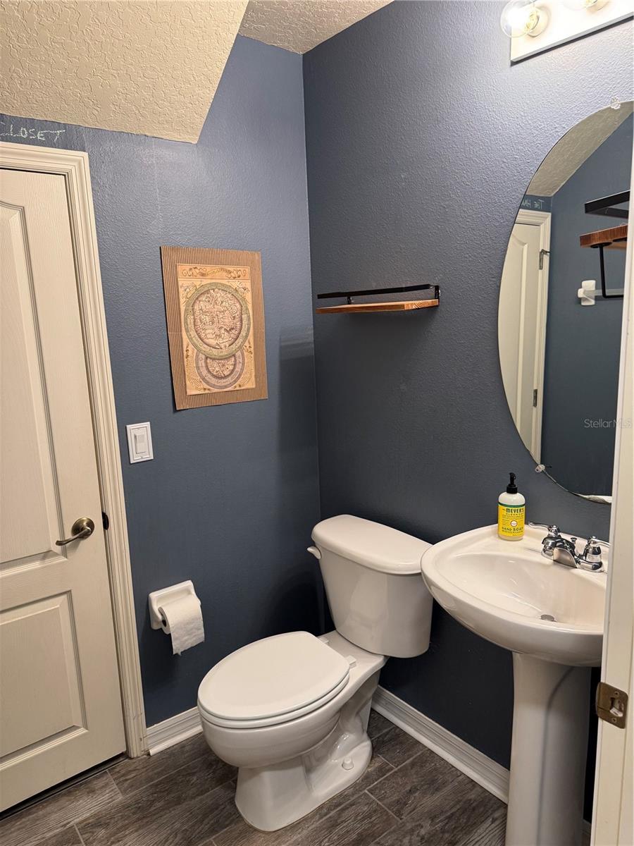 THE TWNHMS AT LIGHTHOUSE COVE II - Residential Lease