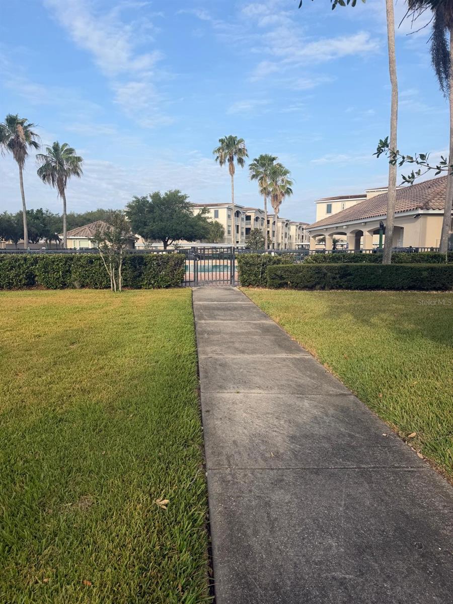FLORA RIDGE CONDO PH - Residential