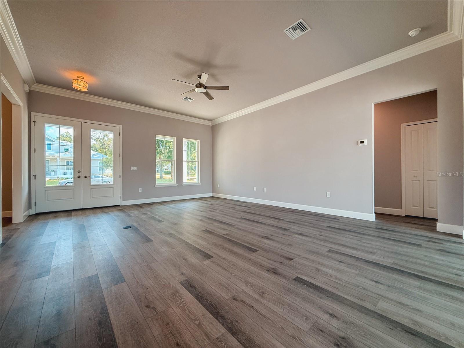 WOODS LAKE HELEN - Residential