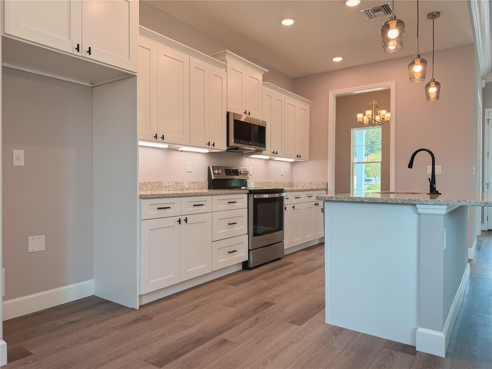 WOODS LAKE HELEN - Residential