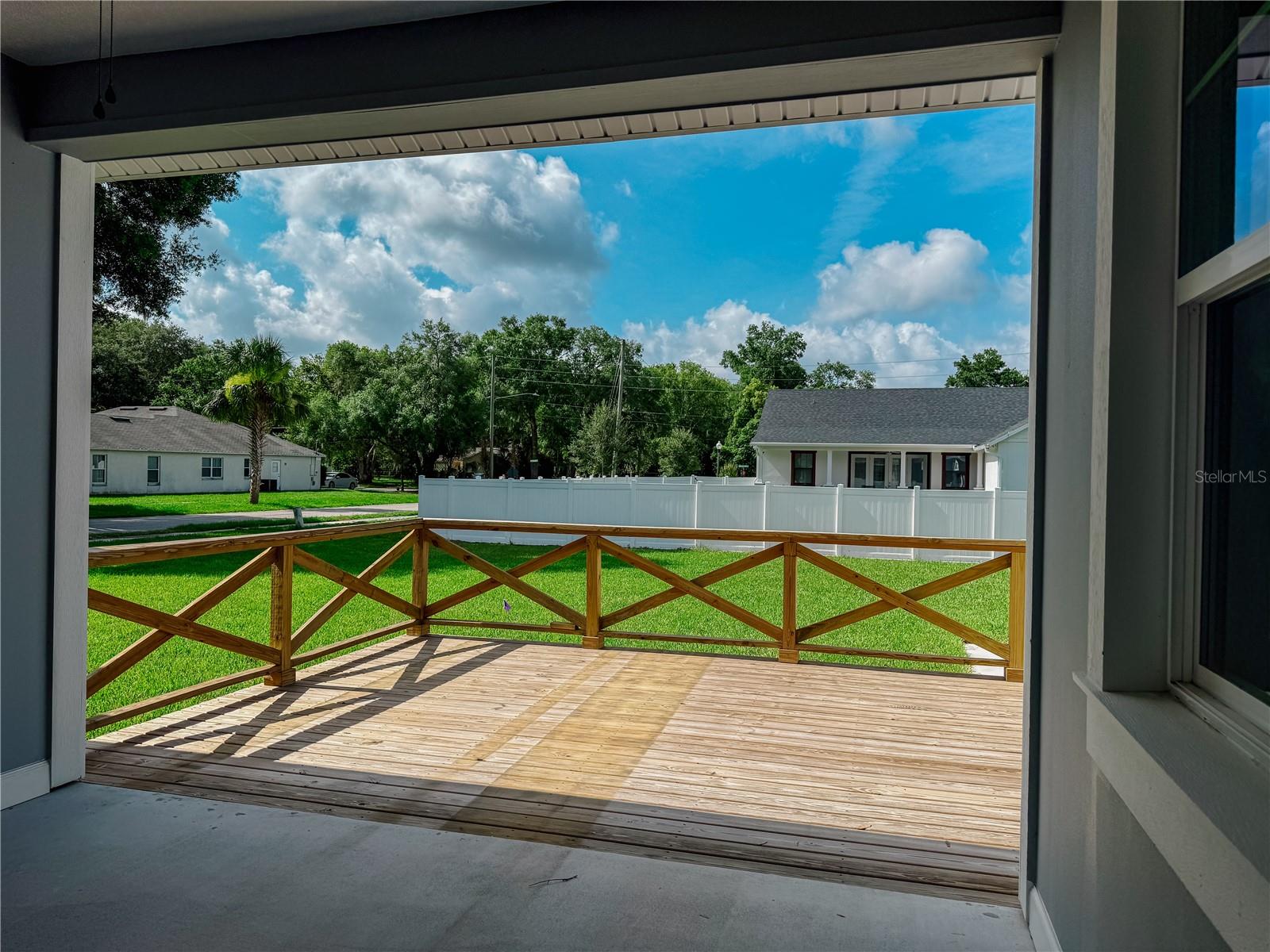 WOODS LAKE HELEN - Residential