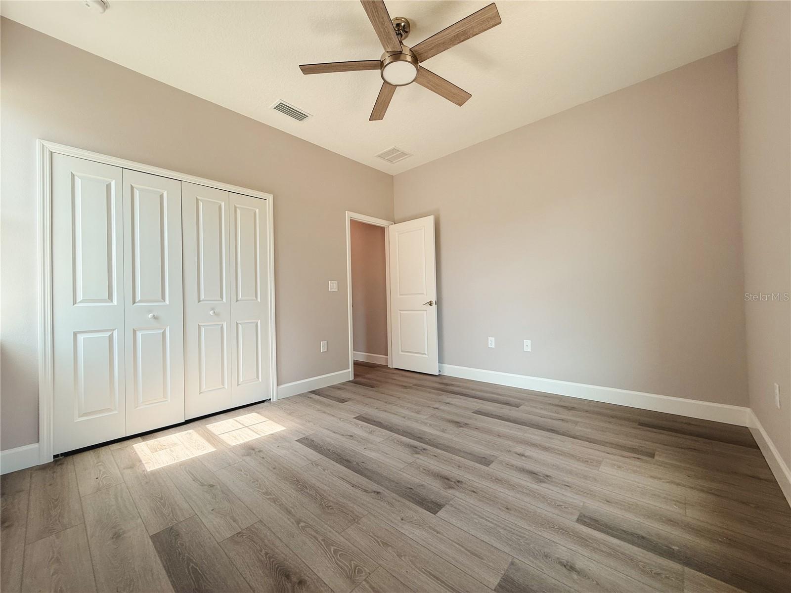 WOODS LAKE HELEN - Residential