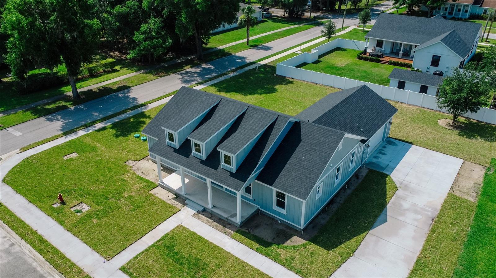 WOODS LAKE HELEN - Residential