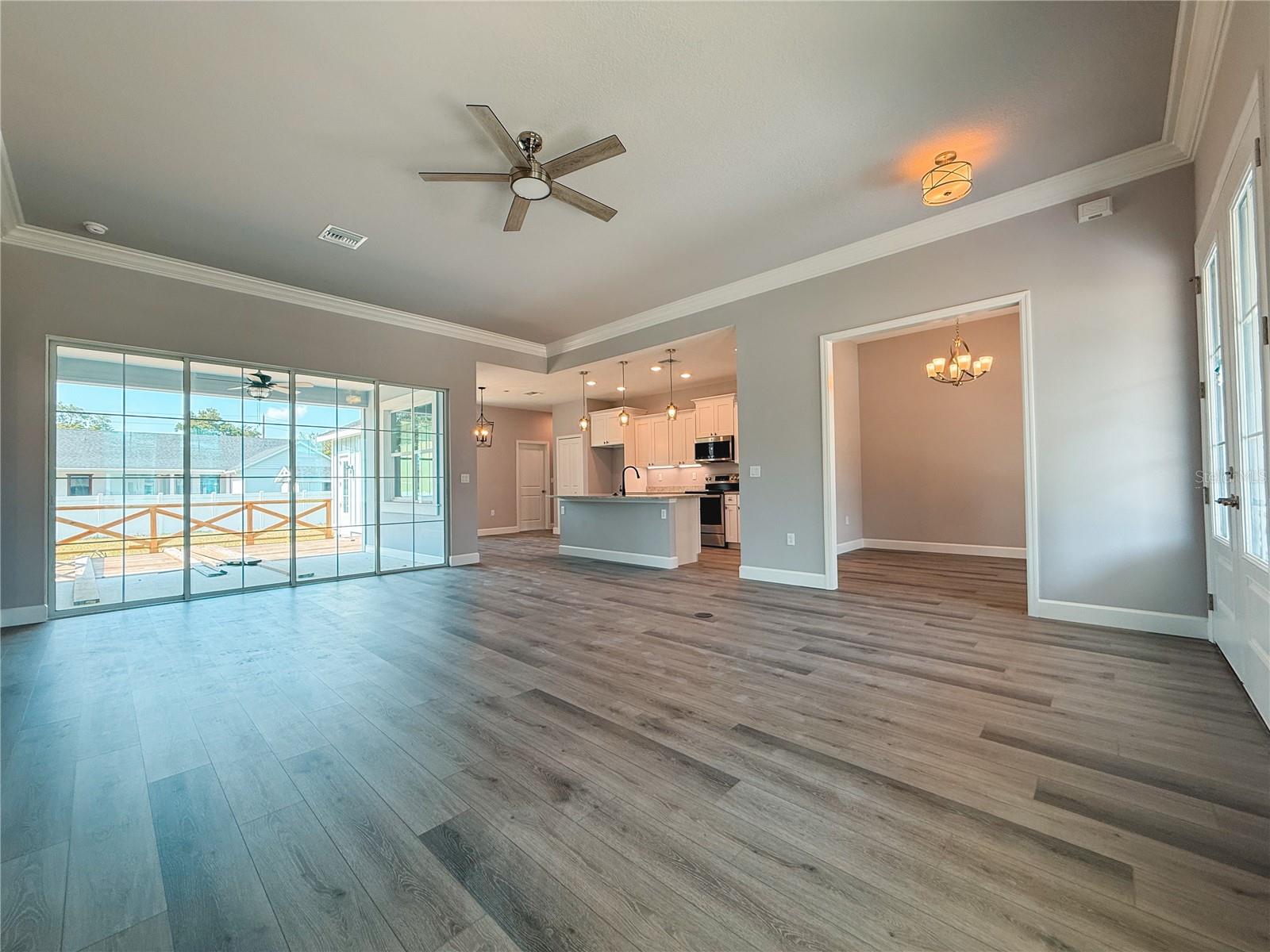 WOODS LAKE HELEN - Residential