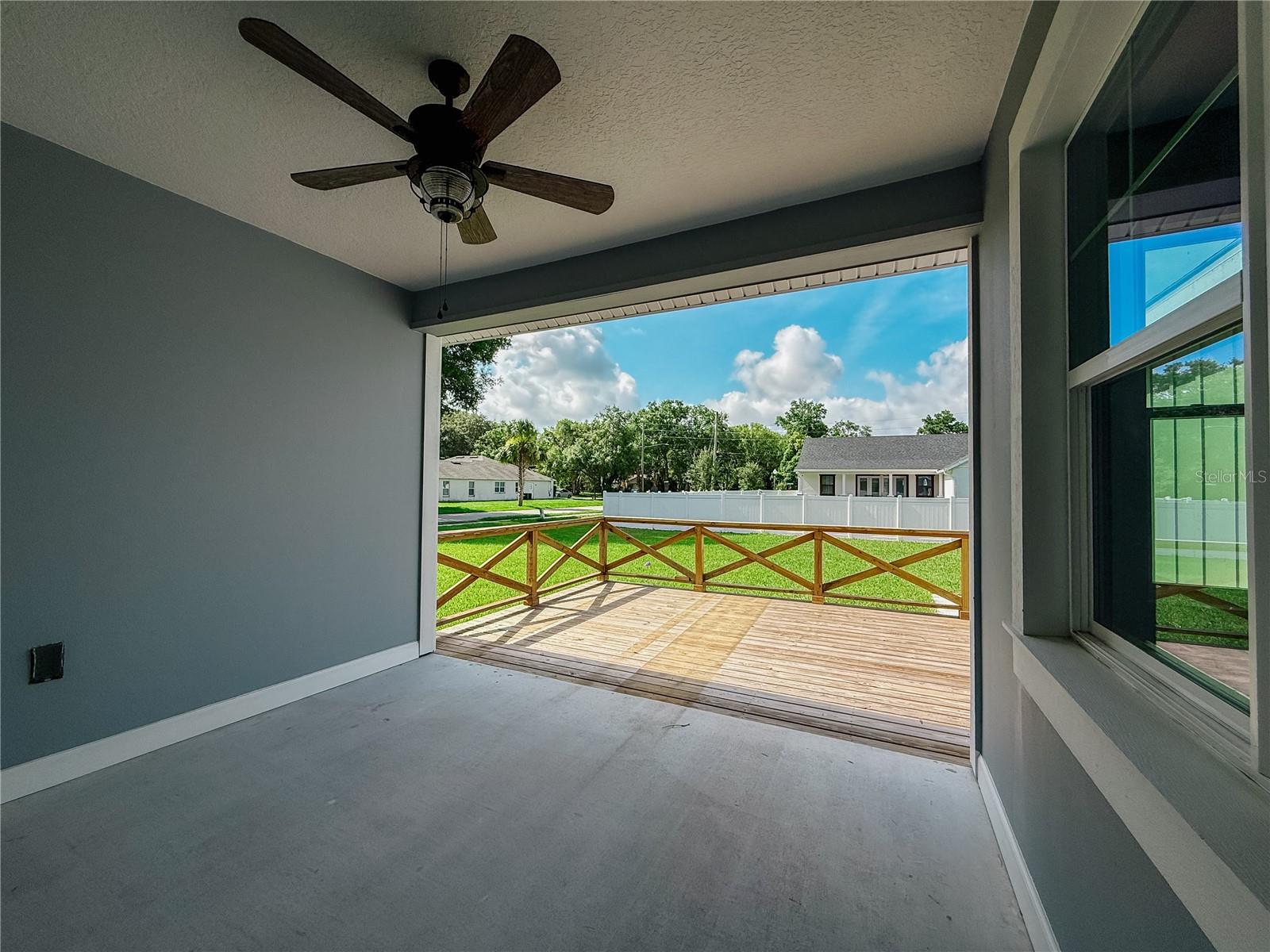 WOODS LAKE HELEN - Residential