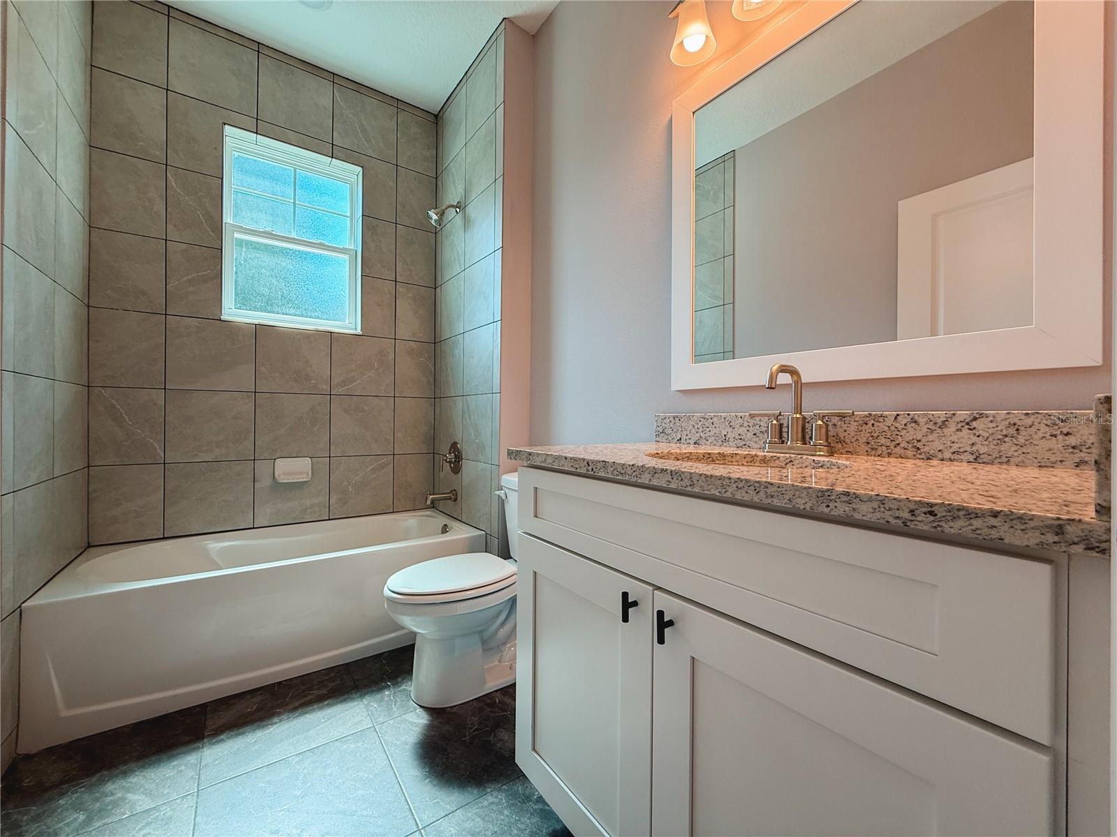 WOODS LAKE HELEN - Residential