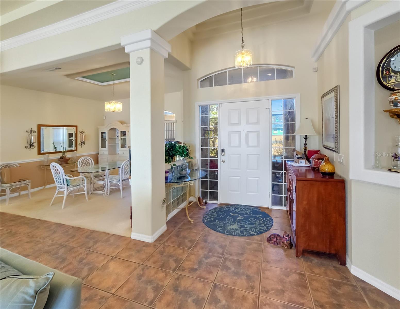 77 HICKORY LOOP