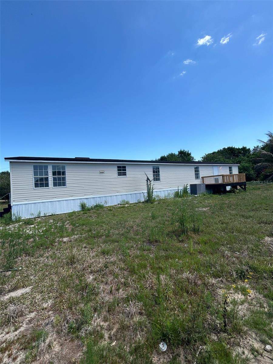 1369 HORSESHOE LOOP