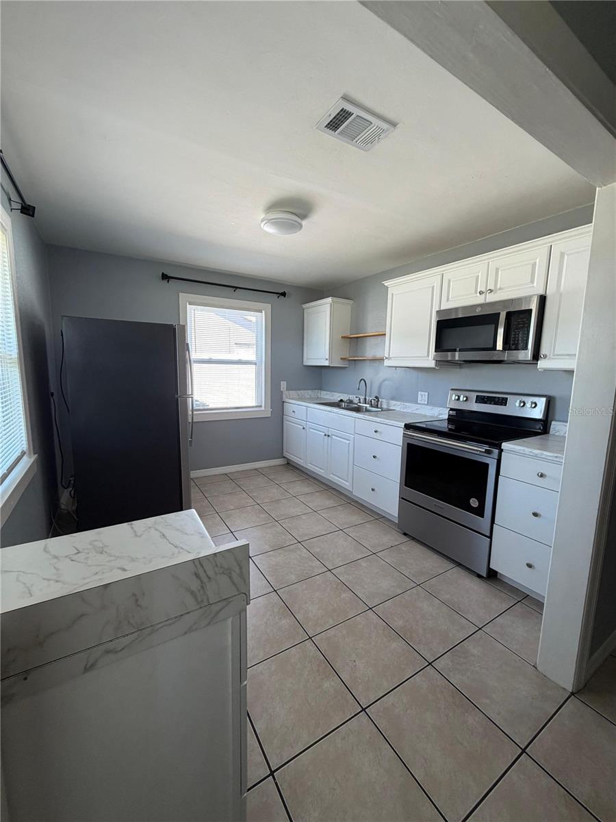 ST CLOUD 2ND TOWN OF - Residential Lease