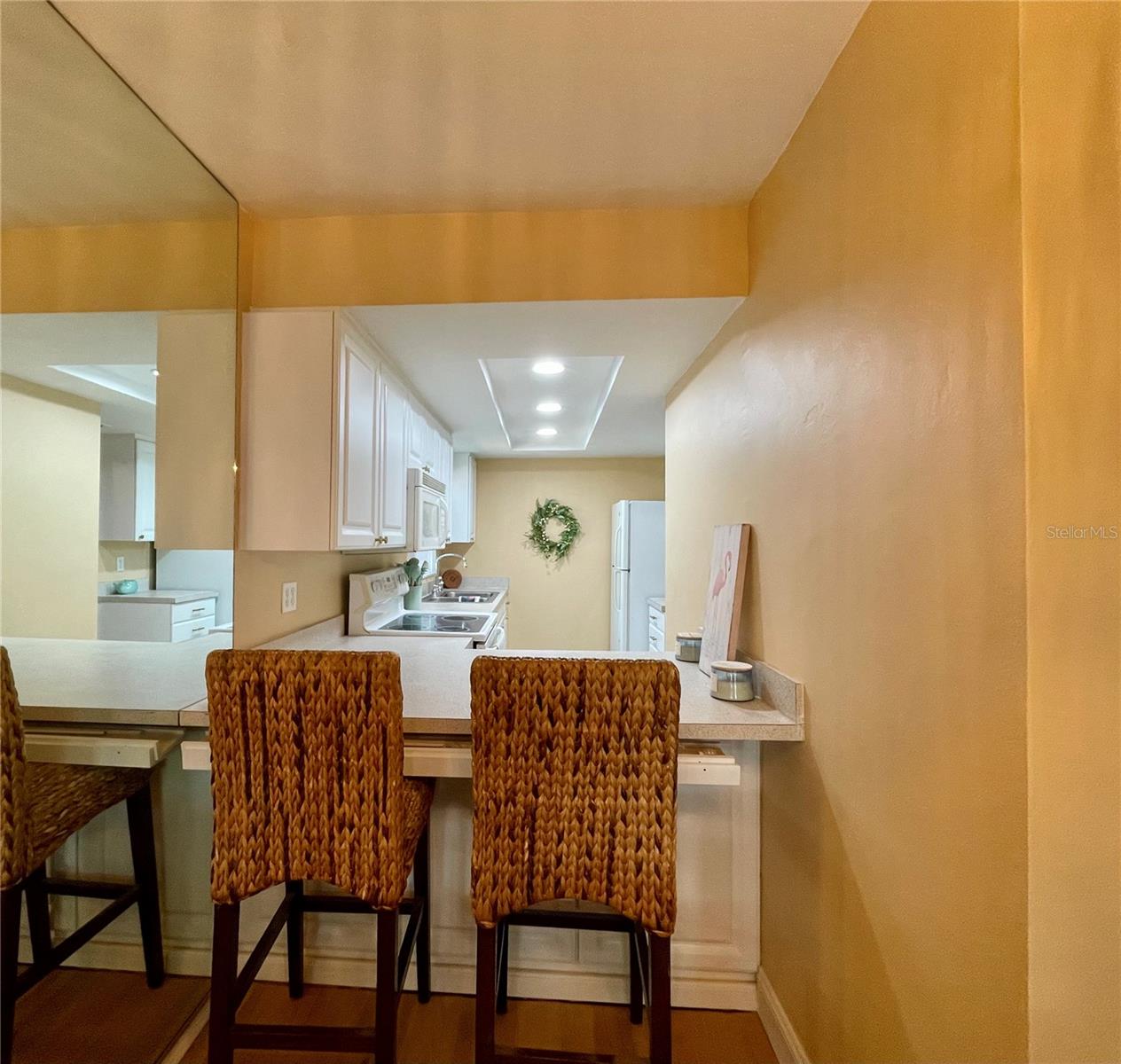 DOUGLAS ARMS - Residential