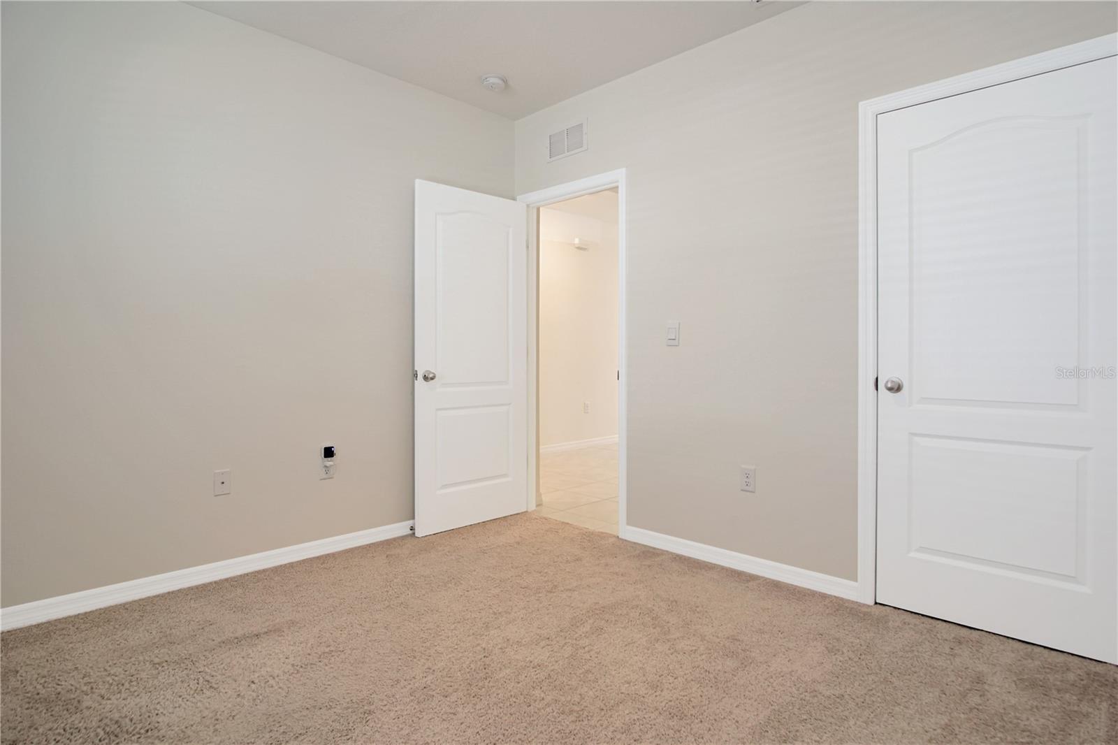 EDEN HILLS - Residential Lease