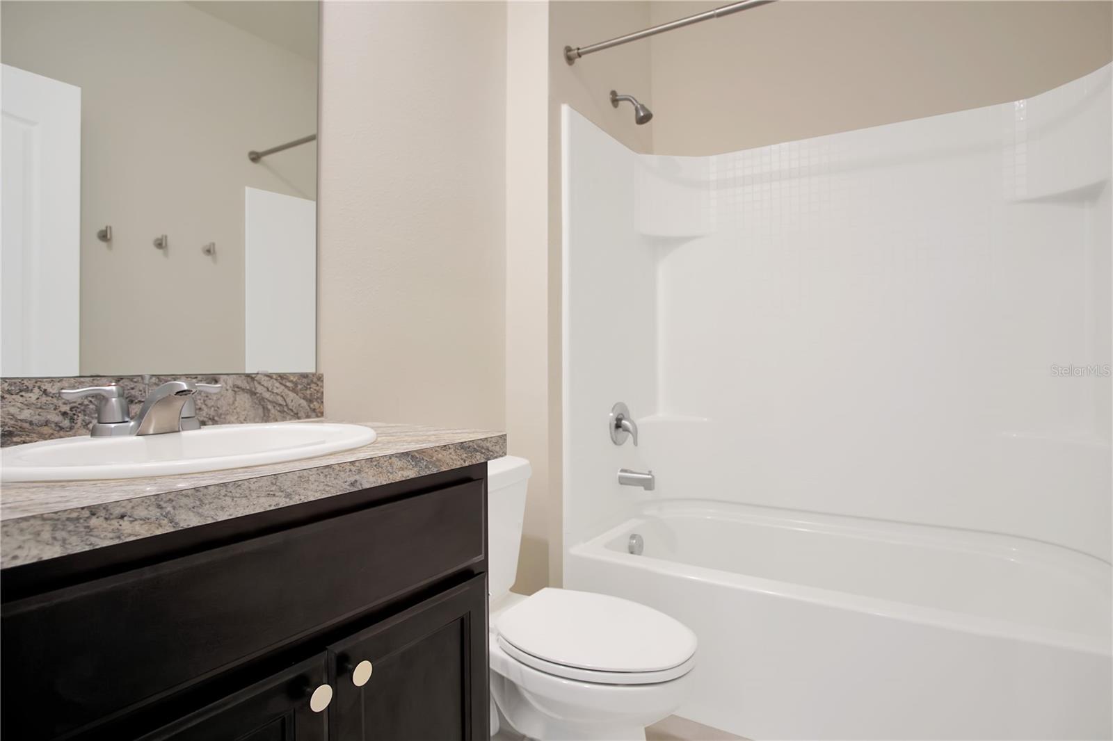 EDEN HILLS - Residential Lease