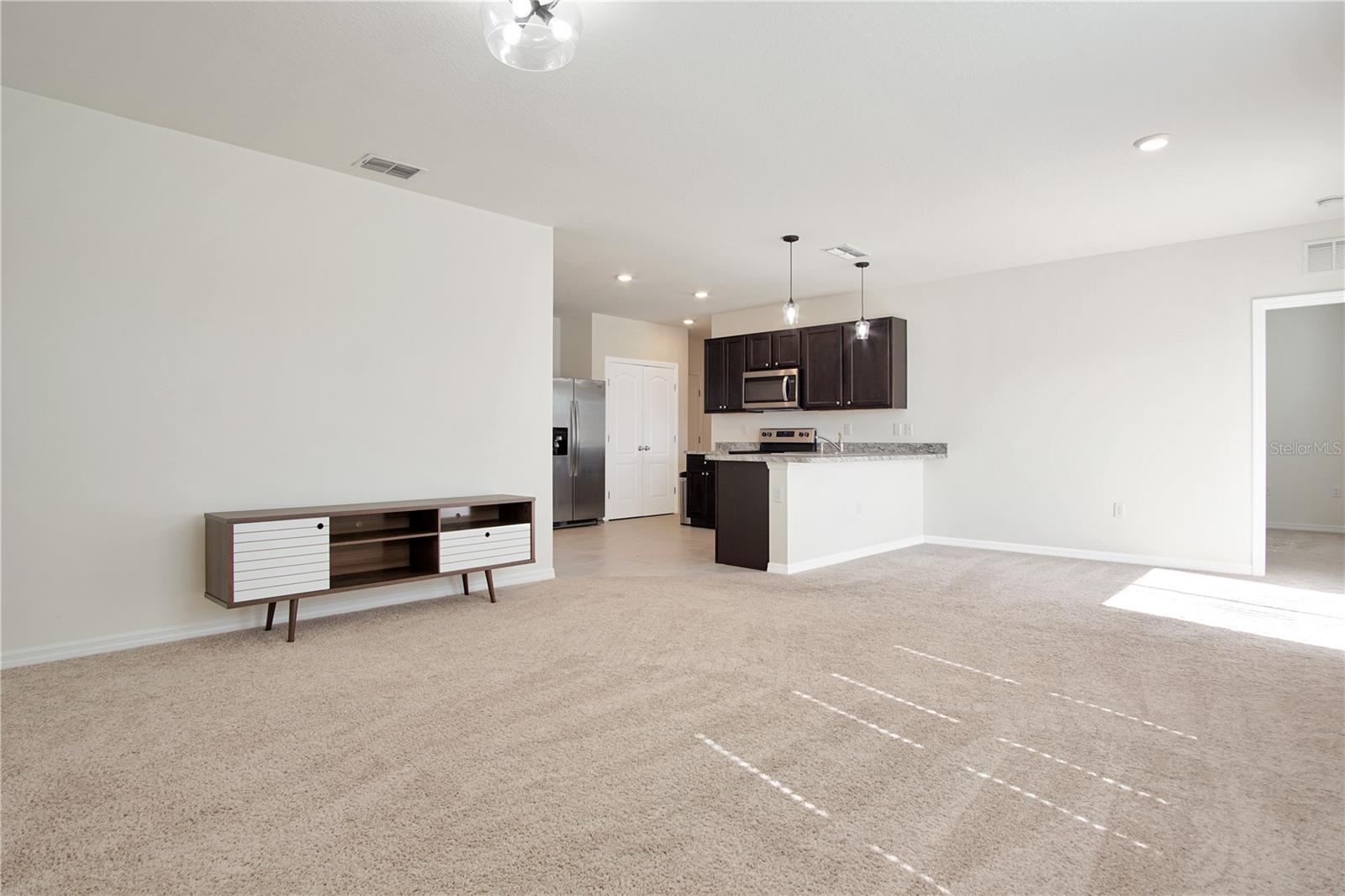 EDEN HILLS - Residential Lease