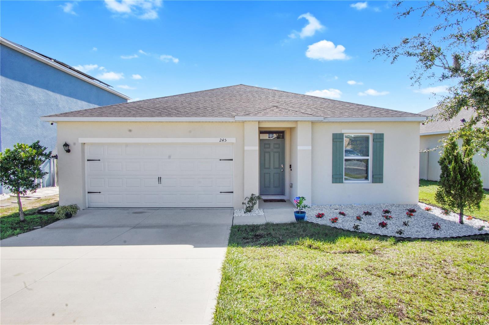 EDEN HILLS - Residential Lease