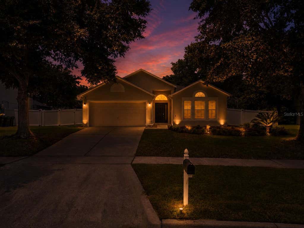 Photo of 3216 Park Branch Avenue, Clermont, FL 34711 (MLS # S5151821)