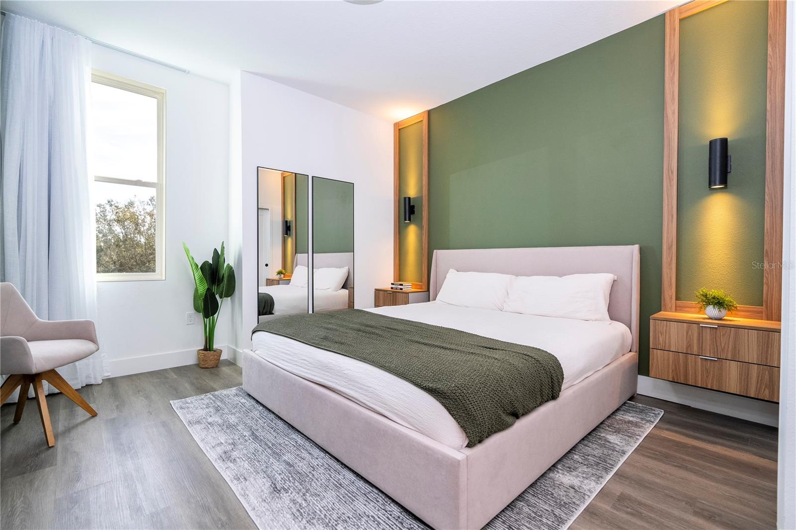 WESTSIDE CAY - Residential