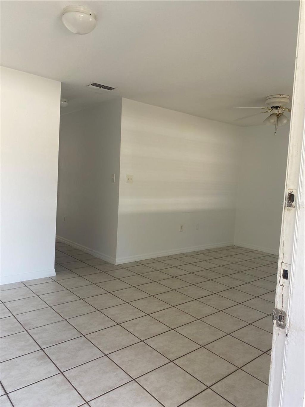 Photo of 3336 W Heiter Street, Tampa, FL 33607 (MLS # TB8456936)