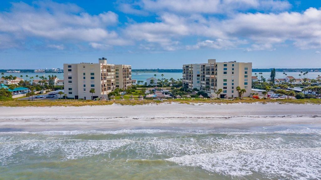 Photo of 1400 Gulf Boulevard #204, Clearwater Beach, FL 33767 (MLS # TB8438906)