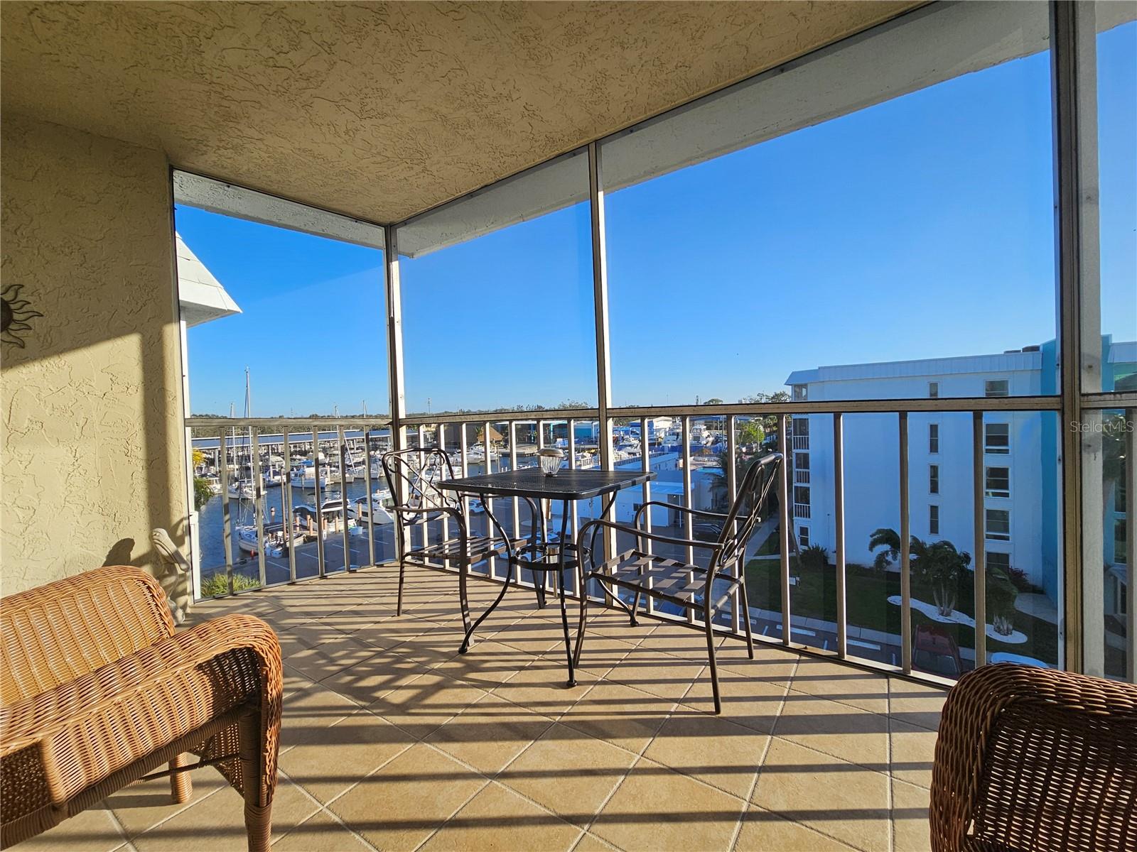 MOORINGS OF MAXIMO CONDO - Residential