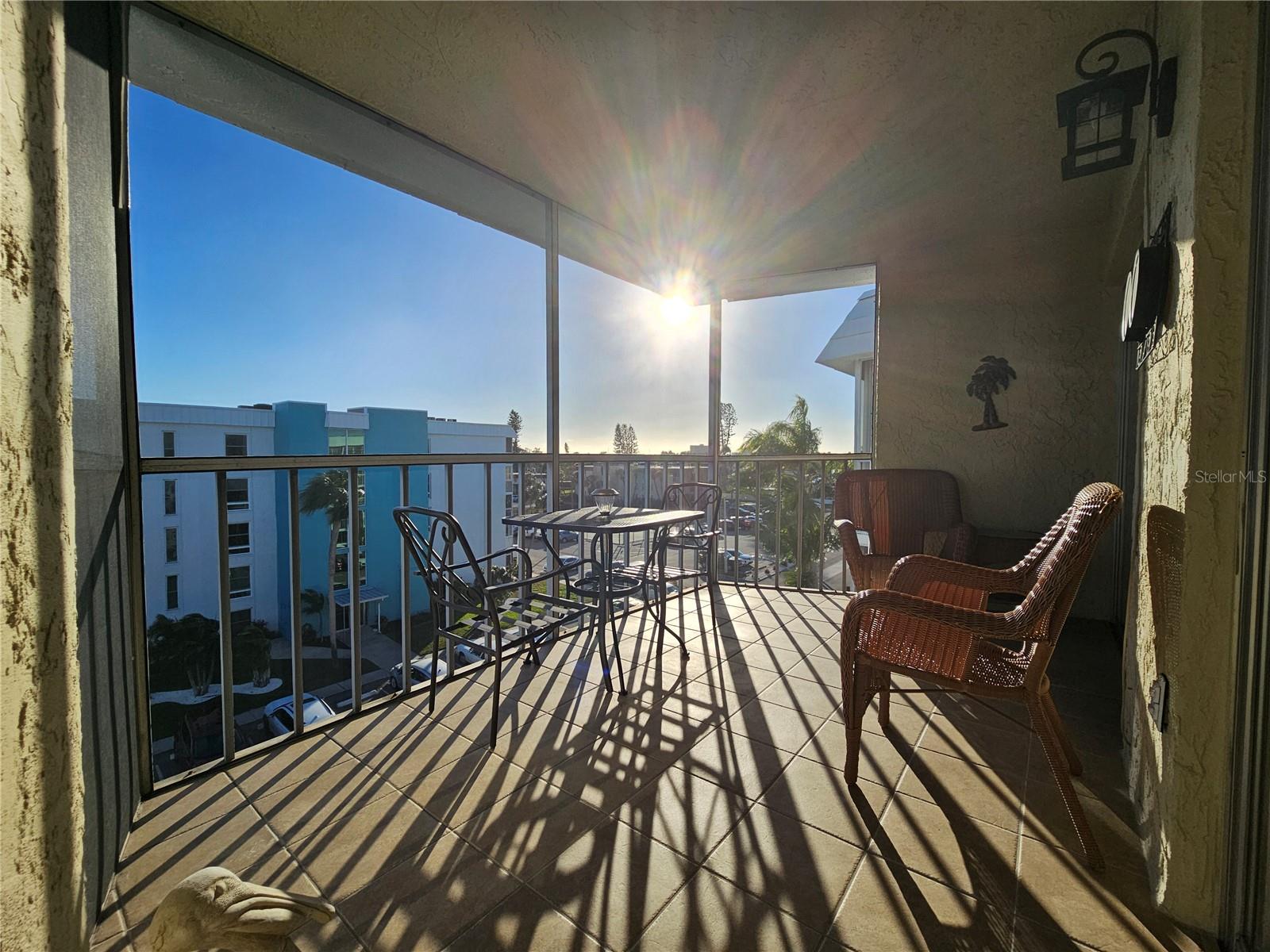 MOORINGS OF MAXIMO CONDO - Residential