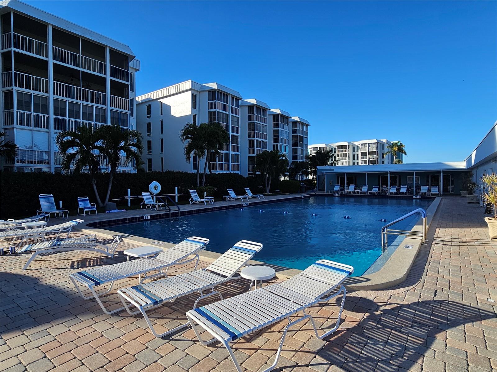 MOORINGS OF MAXIMO CONDO - Residential