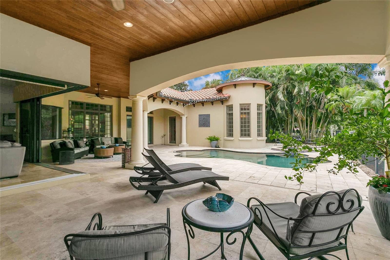 ISLEWORTH - Residential