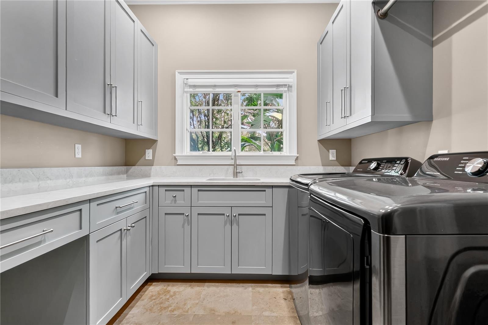 ISLEWORTH - Residential