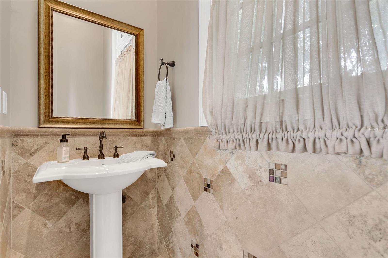 ISLEWORTH - Residential