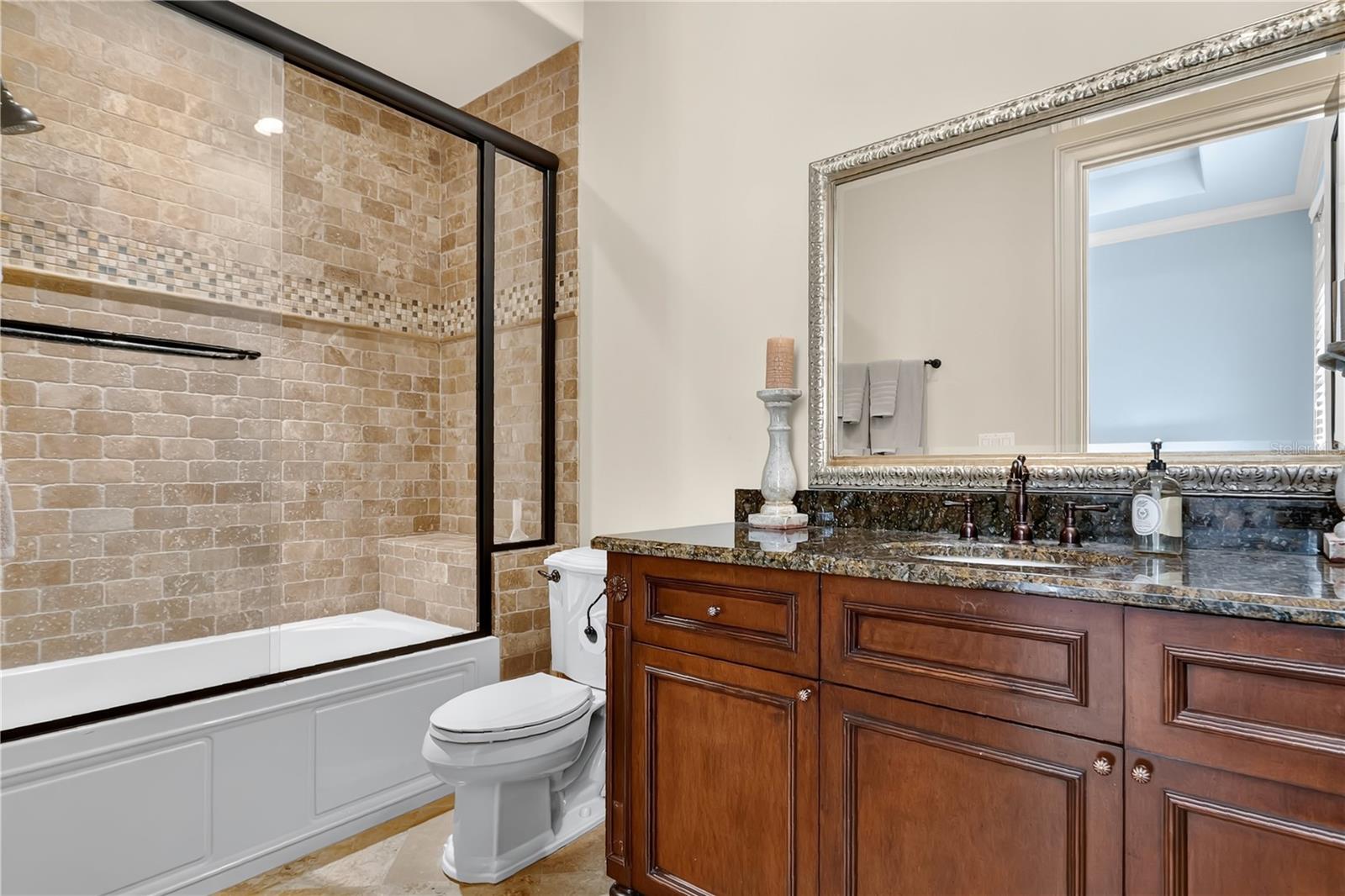 ISLEWORTH - Residential