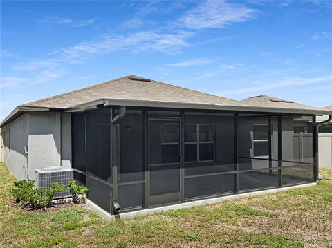 A home in WIMAUMA