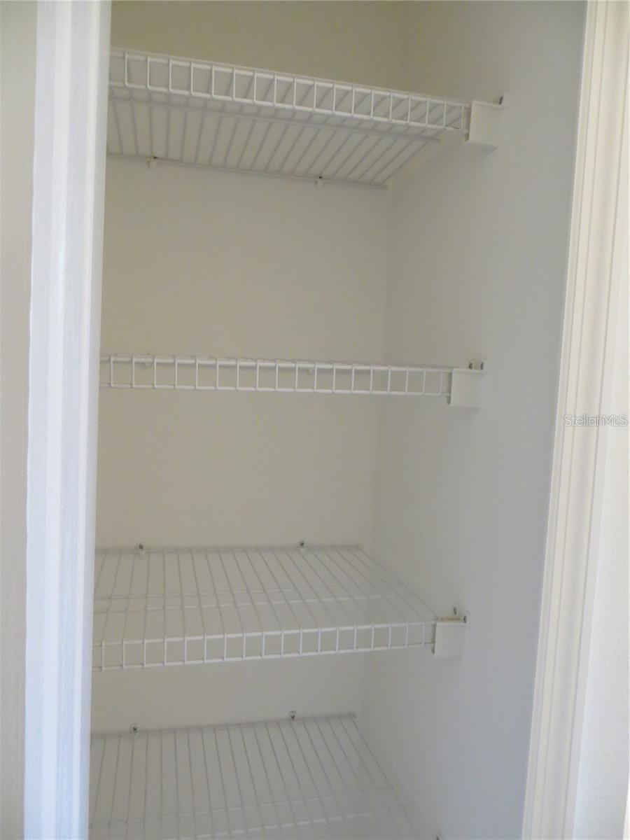 IVY LAKE ESTATES - Residential Lease