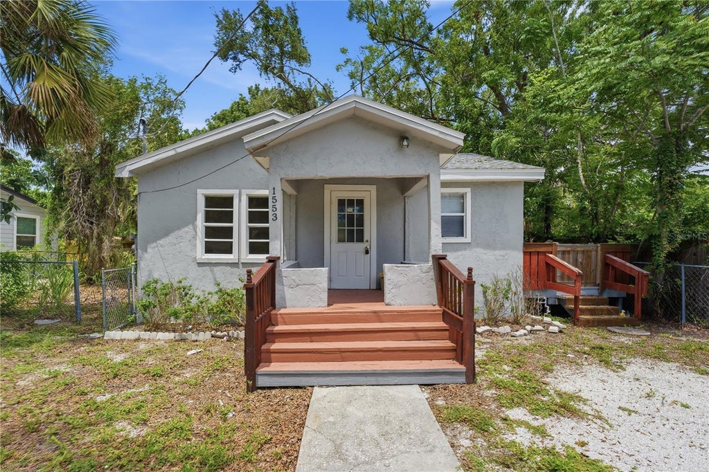 Photo of 1553 29th Street, Sarasota, FL 34234 (MLS # N6145295)